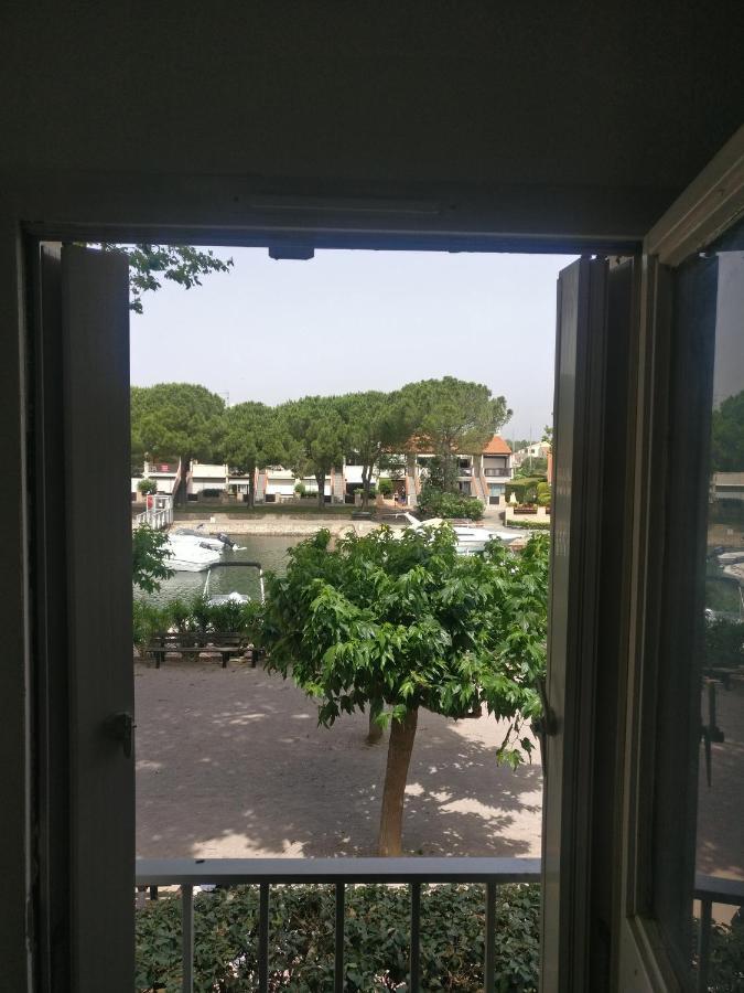 Charmant Appartement Avec Vue Marina Saint-Cyprien  Luaran gambar