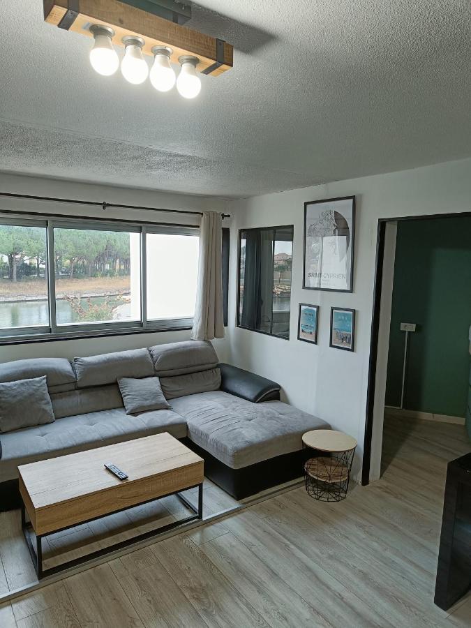 Charmant Appartement Avec Vue Marina Saint-Cyprien  Luaran gambar